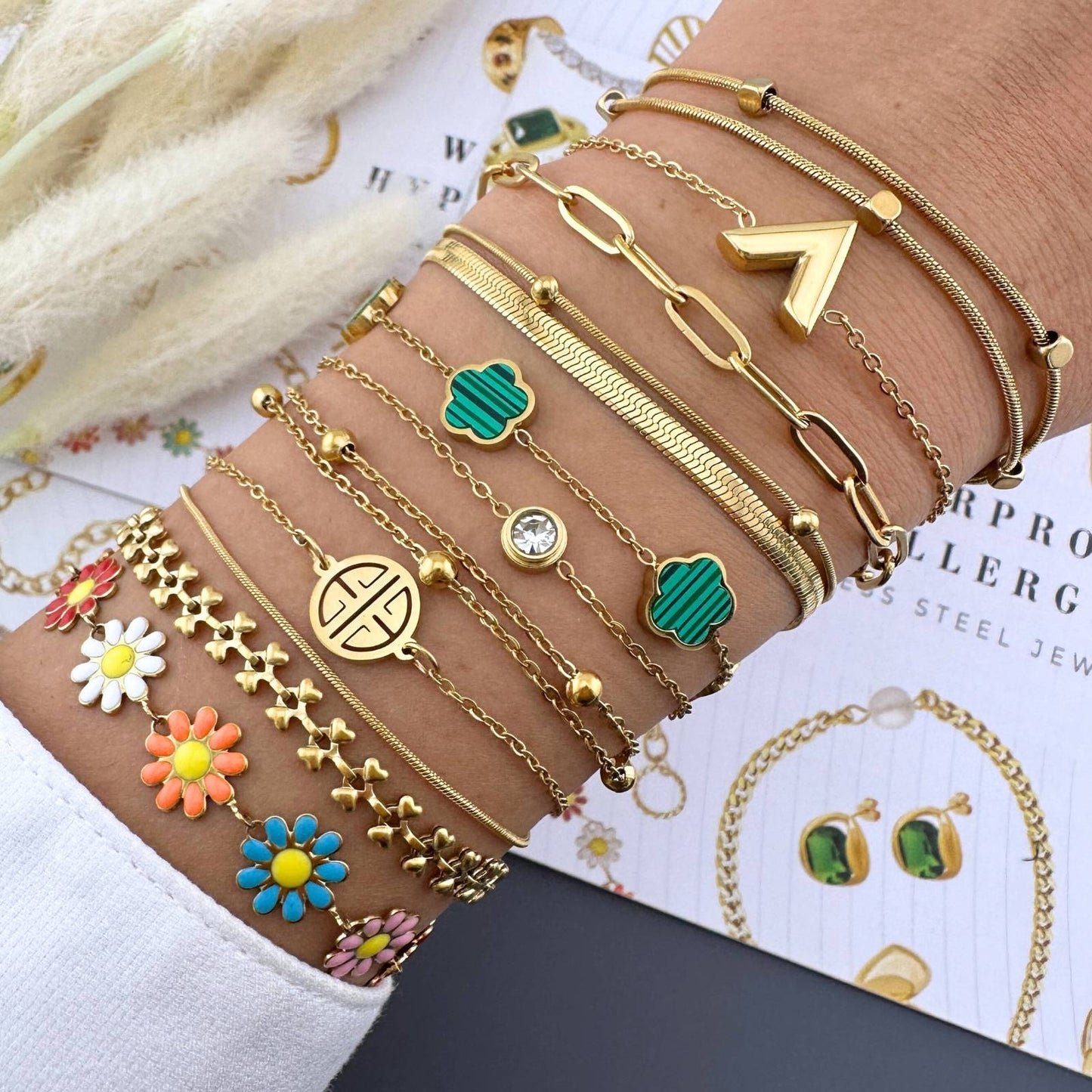 Gold Solitaire Bracelet – 18K Gold-Plated