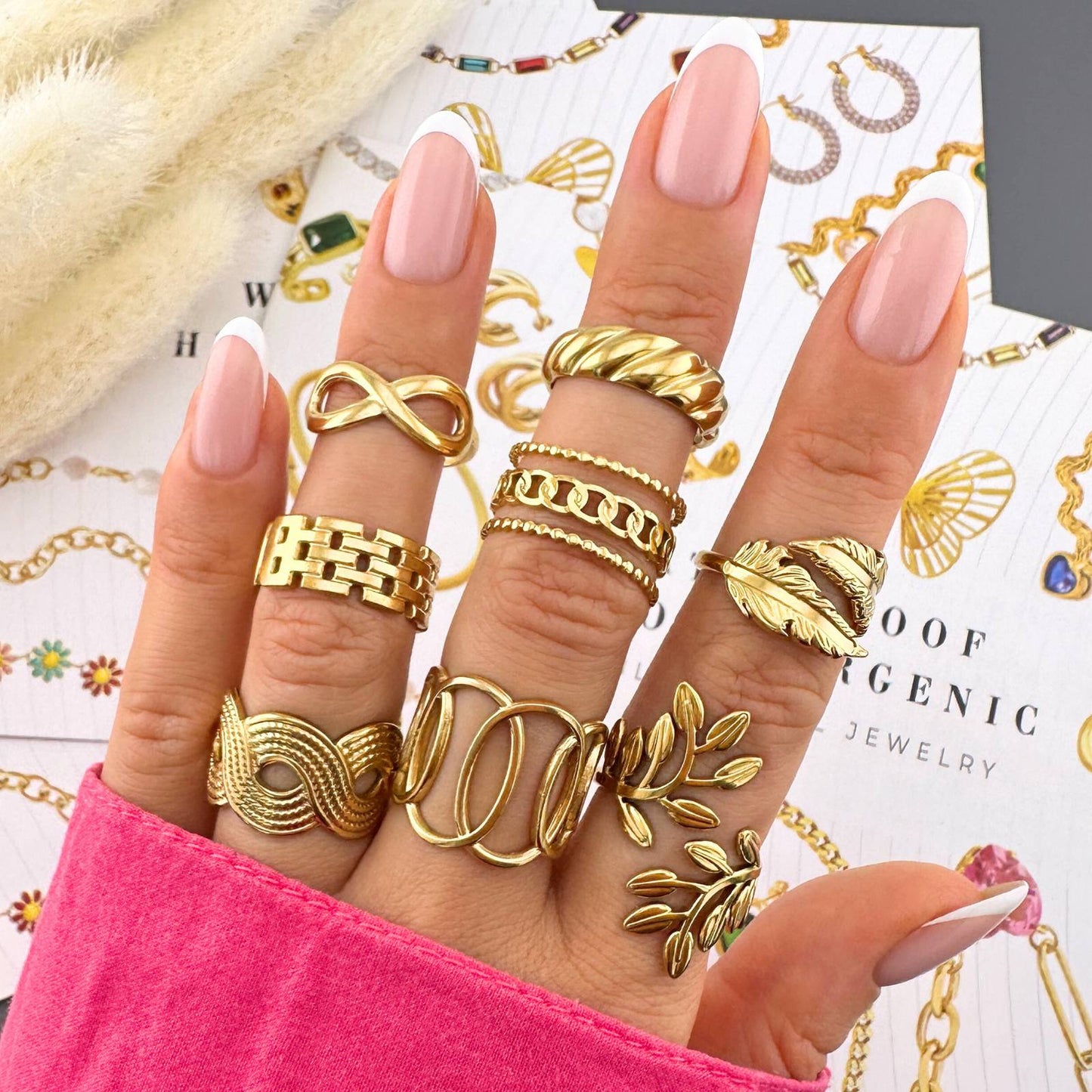 Valora Leaf Wrap Ring – 18K Gold-Plated