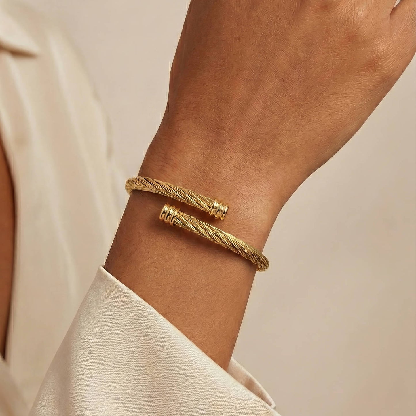 Vivienne Twisted Cable Cuff Bracelet – 18K Gold-Plated