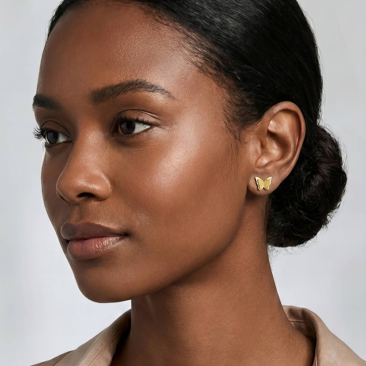 Valeria Gold Butterfly Stud Earrings – 18K Gold-Plated